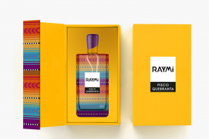 Un prototipo de packaging de una botella de Pisco